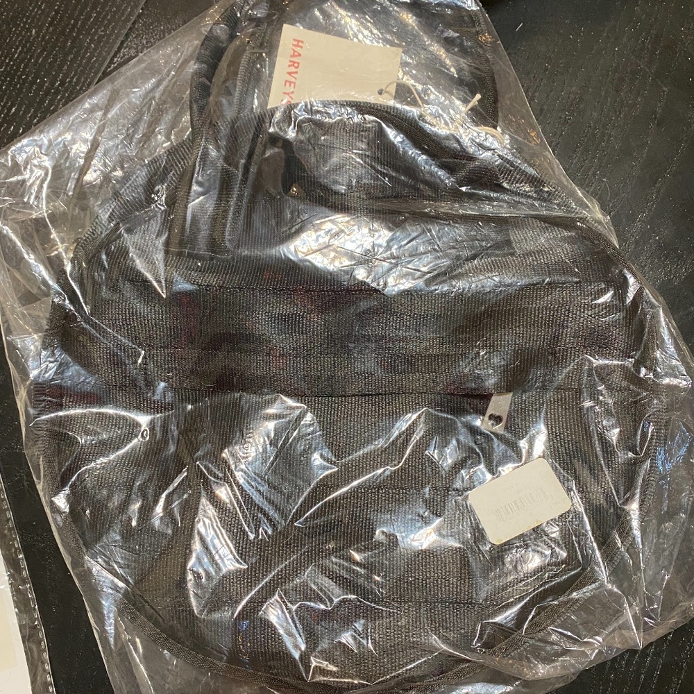 Brand New Round Harvey’s bag - with tags